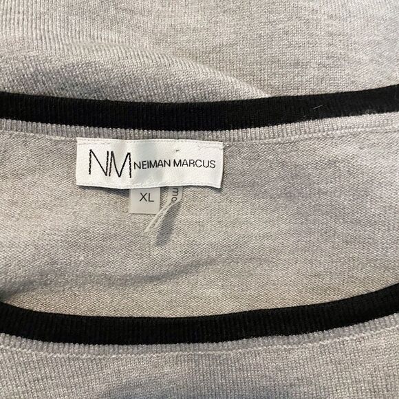 Neiman Marcus Colorblock Pearl Sweater Gray Black Size Extra Large - Picture 6 of 6